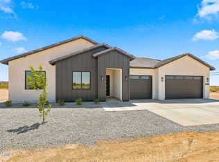28243 N 220th Dr, Wittmann, AZ 85361