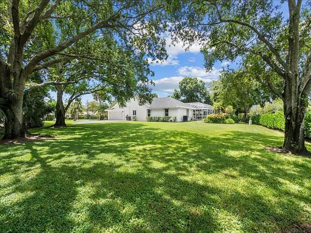 15575 Woodmar Ct — Photo 13