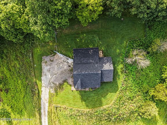 4th image of 1235 Dutchmans Creek Rd