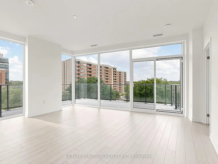 4010 Eglinton Ave W #702 — Photo 15