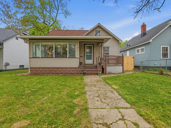 944 E Isabella Ave, Muskegon, MI 49442