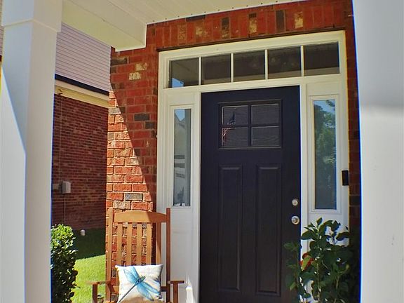 2nd image of 229 Palm Hill Ct
