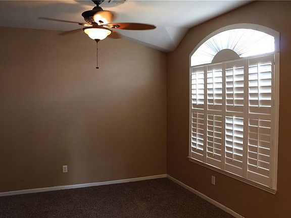 4th image of 227 Quail Meadows Ln