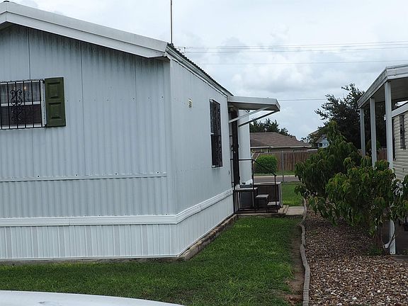 2nd image of 406 Citrus Cir