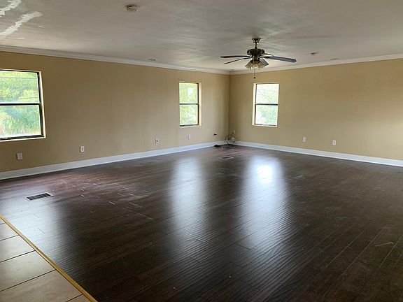 Huge Great room with great views!
