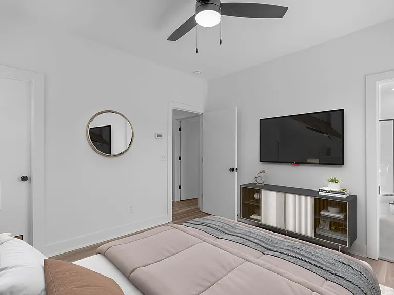 1316 E Lenoir St — Photo 20
