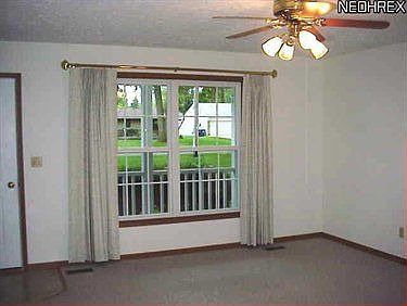 2nd image of 100 Edgewood Dr