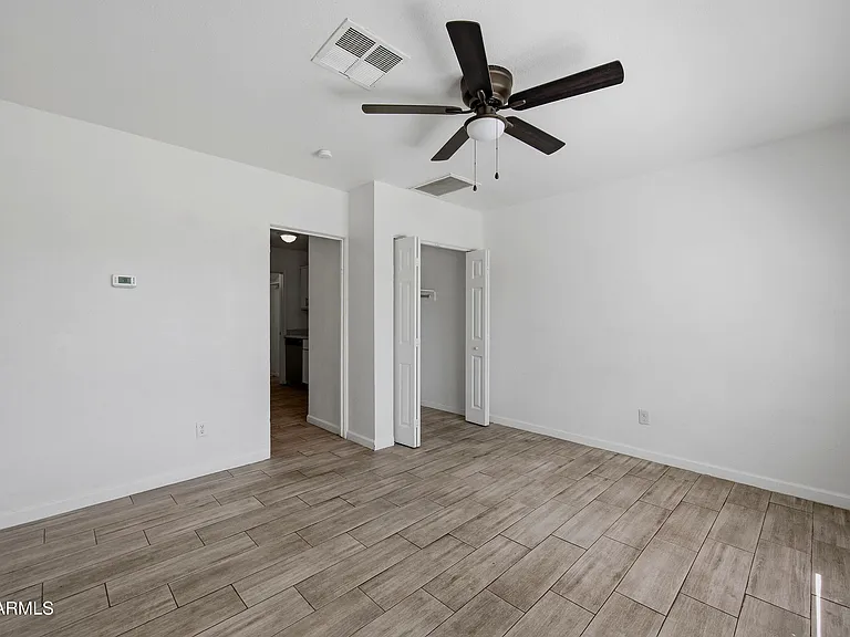 907 N 22nd Pl #3 — Photo 3