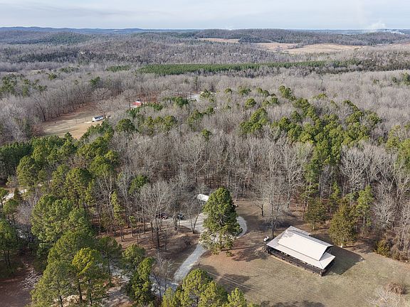 3rd image of 1585 Knob Creek Rd