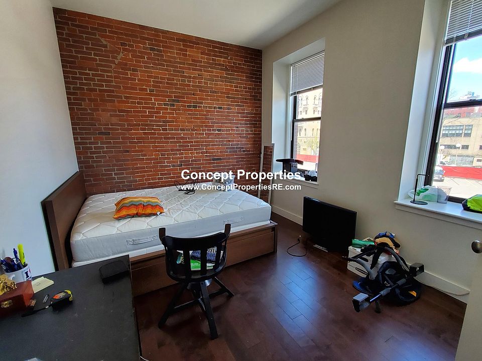 2nd image of 460 Harrison Ave #228JE