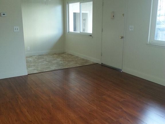 3rd image of 150 Locust St Unit 1