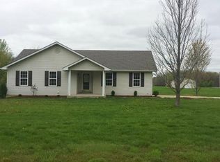 18 Windy Ridge Ln, Troy, MO 63379