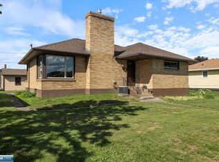 907 9th St S, Virginia, MN 55792