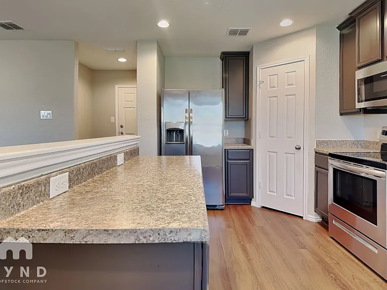 9523 Apple Ridge Ln — Photo 9