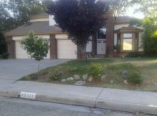 42331 Round Hill Dr, Lancaster, CA 93536