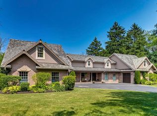 450 Voltz Rd, Northbrook, IL 60062