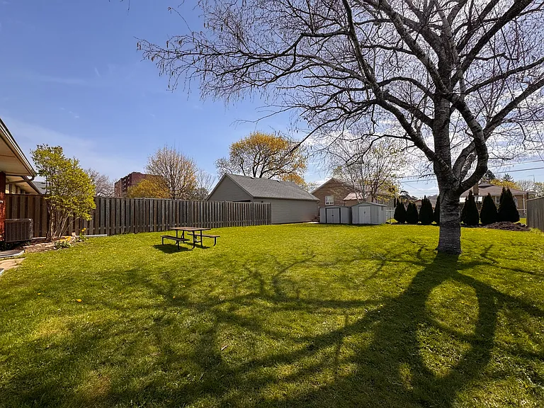 185 Franklin St S #MAIN — Photo 16