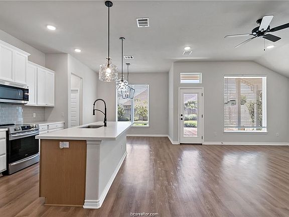 4th image of 3429 Omaha Ct