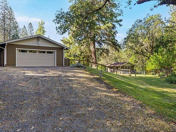 5th image of 9158 Lower River Rd