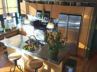1118 W Fulton Market APT 205, Chicago, IL