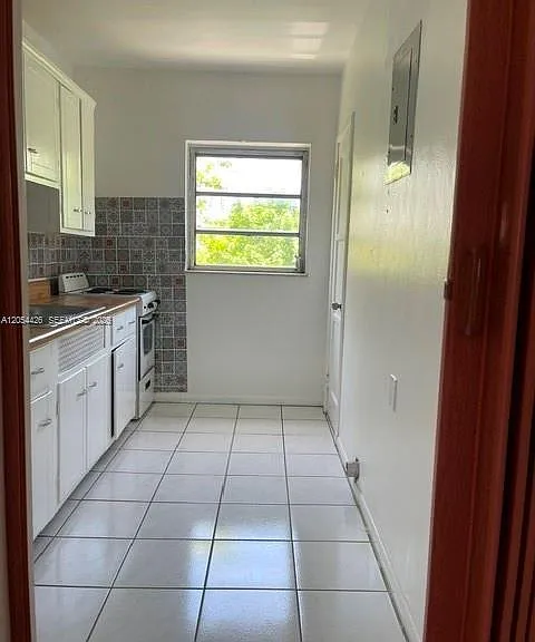 33 Madeira Ave #3 — Photo 5