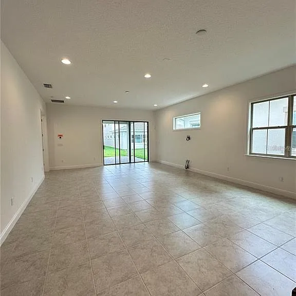 13112 Weaver Ave — Photo 10