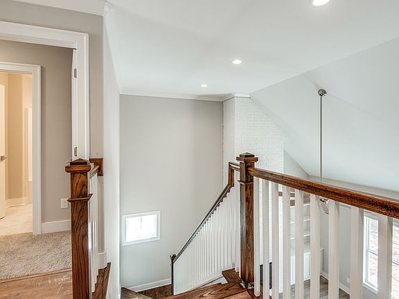 5th image of 510 McChrystal Drive 30 #Sfd