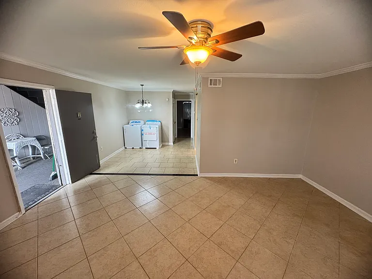 680 Sharp Ln #414 — Photo 16