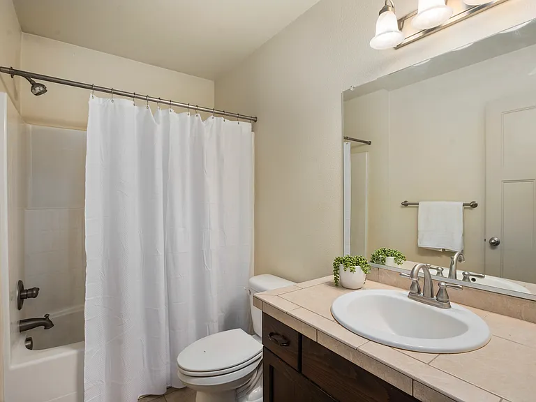 3308 NW 47th Dr — Photo 14