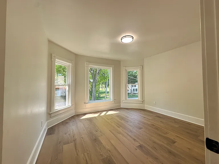 59 E Walworth Ave #2 — Photo 5