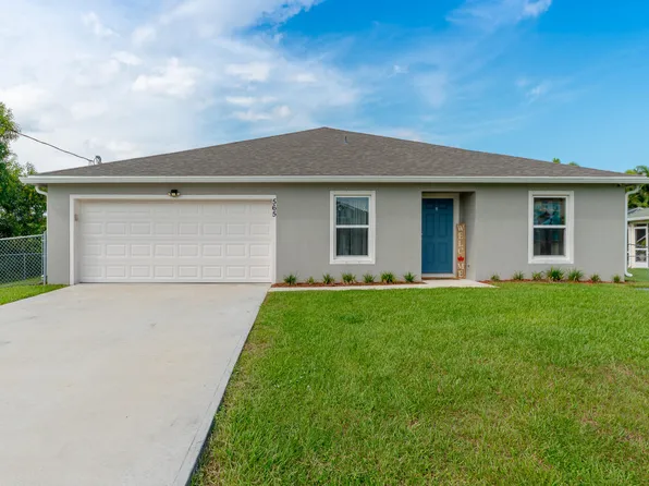 565 SW Fields Avenue, Port St Lucie, FL 34953