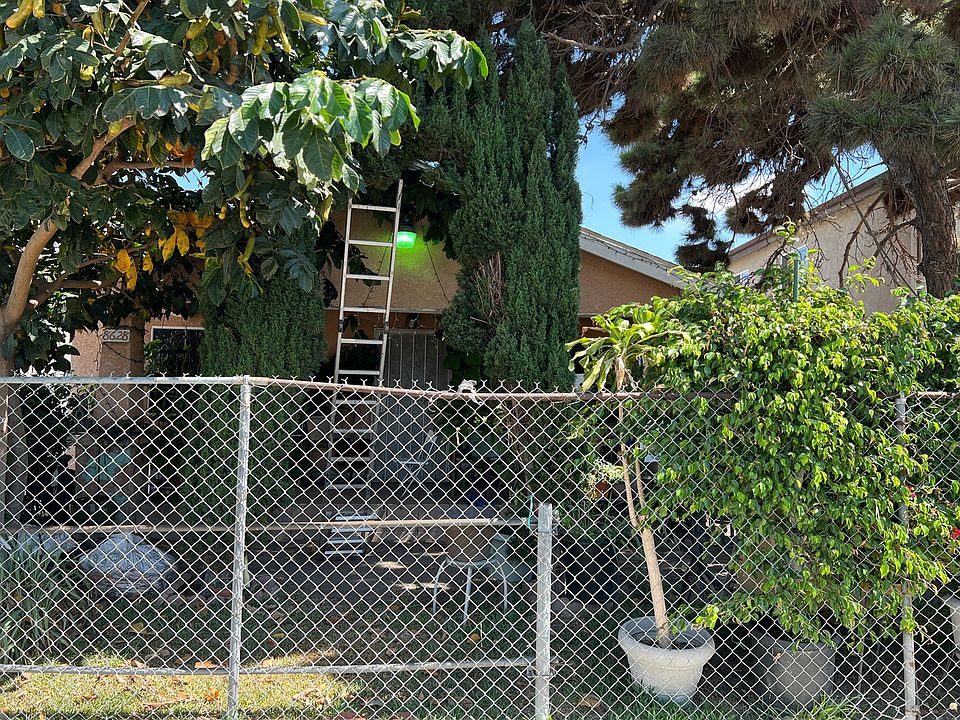1st image of 8628 Menlo Ave