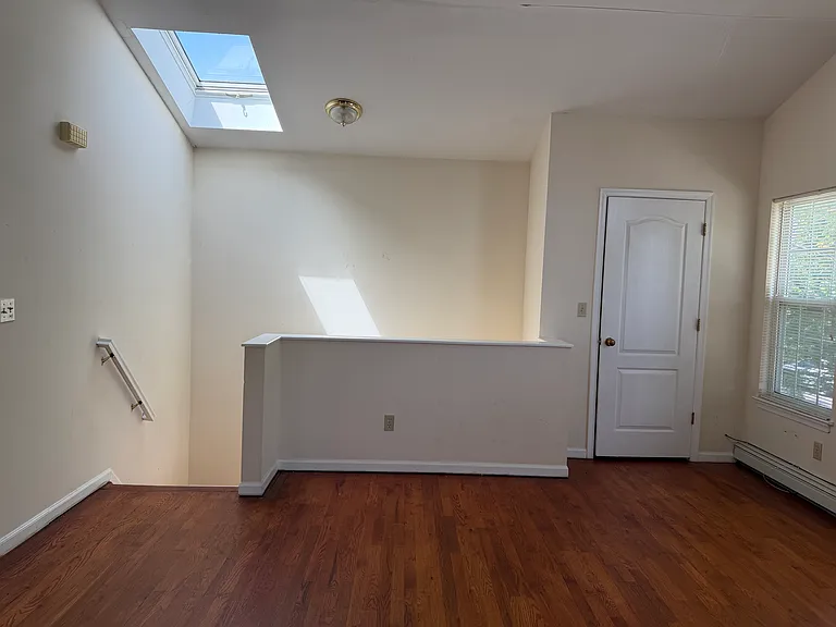 57 Dunwood Rd — Photo 2