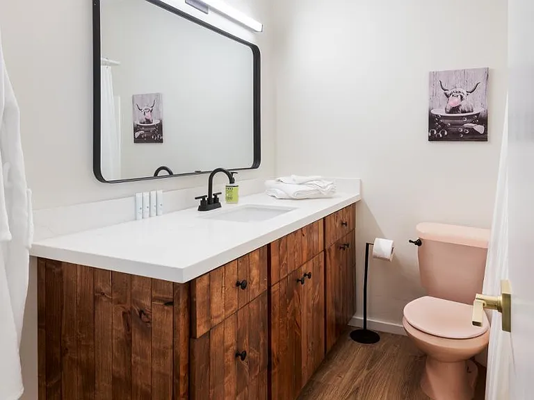 2237 E Hillery Dr — Photo 13