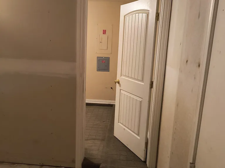 4110 Scotland Dr — Photo 12