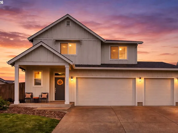 1433 Darlington Dr, Junction City, OR 97448
