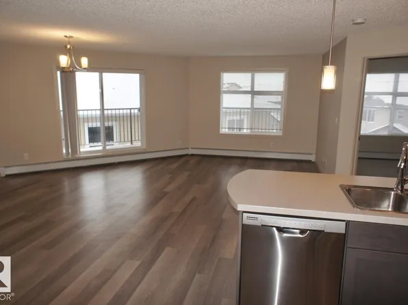 6076 Schonsee Way NW #326, Edmonton, AB T5Z 0K8