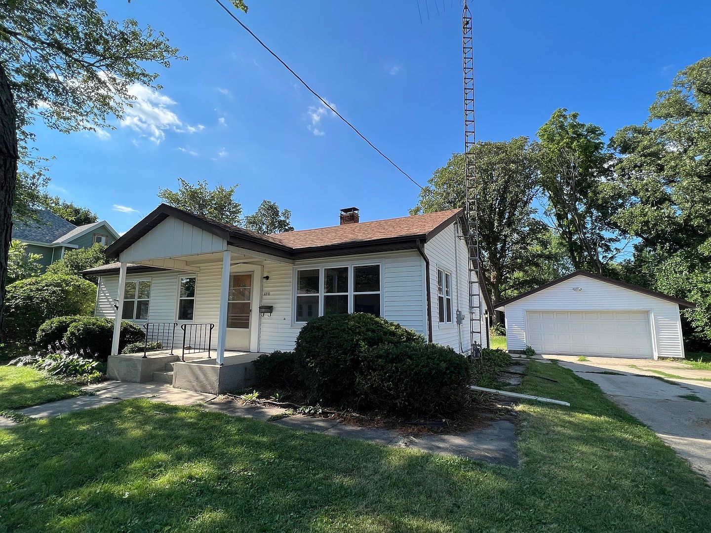 404 Maple St, Earlville, IL 60518 Zillow