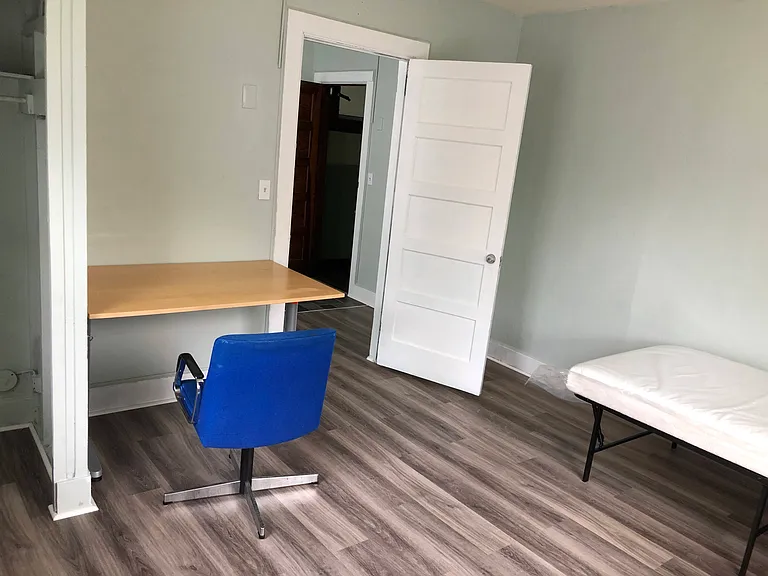 28 Haendel St #2 — Photo 11