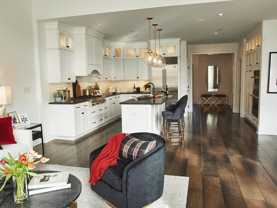 Quick move-in luxury homes in Warren, NJ