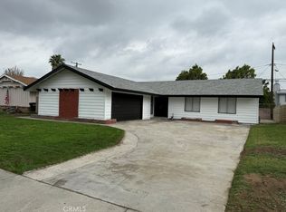 828 Ellen St, Colton, CA 92324
