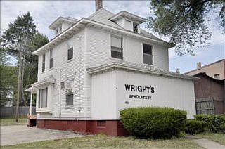 1st image of 1003 Douglas Ave