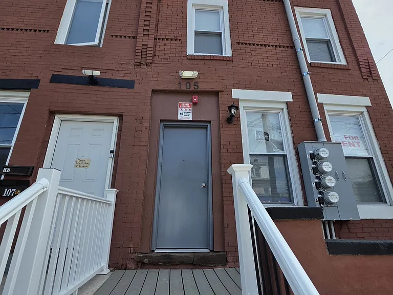 105 Walnut Ave #2 — Photo 15