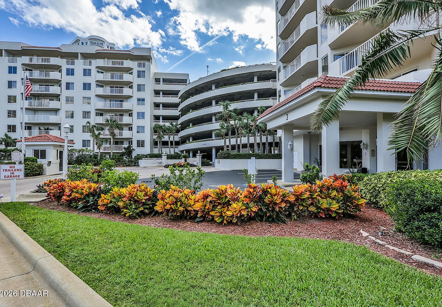 3 Oceans West Blvd APT 7C1