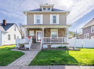 236 43rd St, Moline, IL 61265