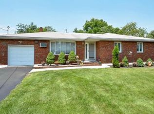 7 Mitchell Ave, East Brunswick, NJ 08816