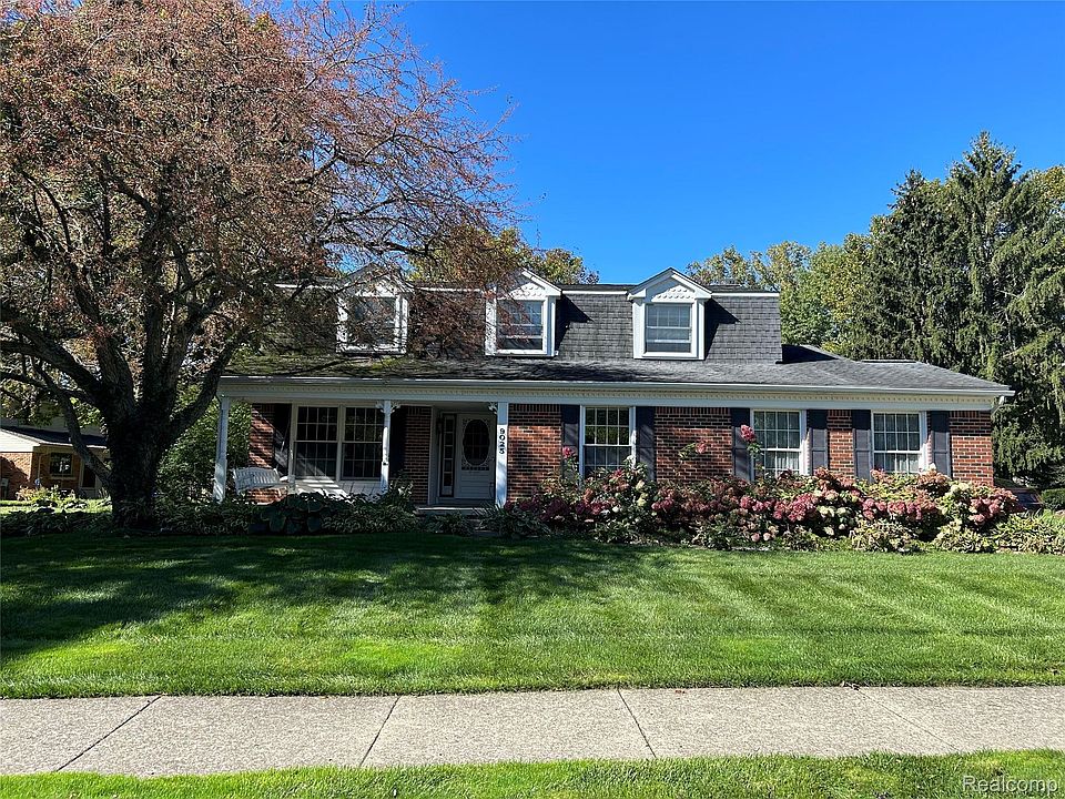 1st image of 9025 Muirland Dr