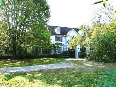 7060 Gates Rd, Gates Mills, OH, 44040