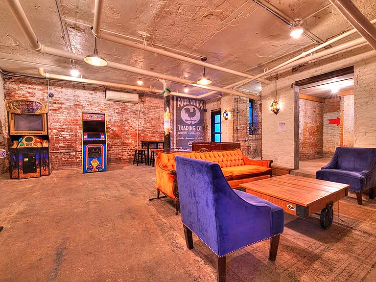 207 Madison St #5 — Photo 6