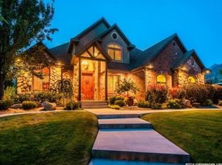 967 E Crosswind Way, Draper, UT 84020